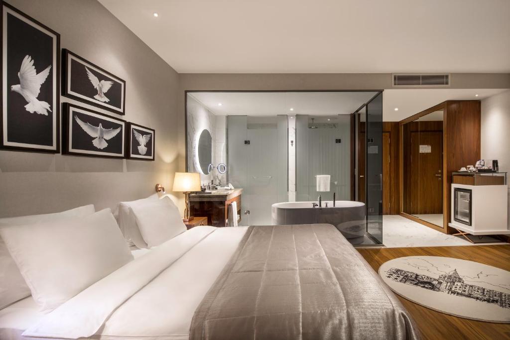 Луксозна Нова година 2026 в Истанбул – хотел Lionel 5*