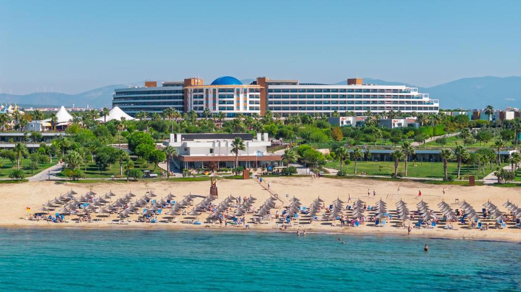 AQUASIS DELUXE RESORT & SPA 5*