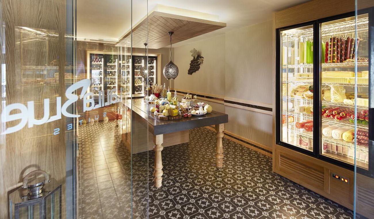 LALILA BLUE SUITES 5*
