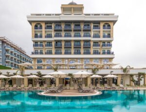 SERENITY QUEEN HOTEL 5*