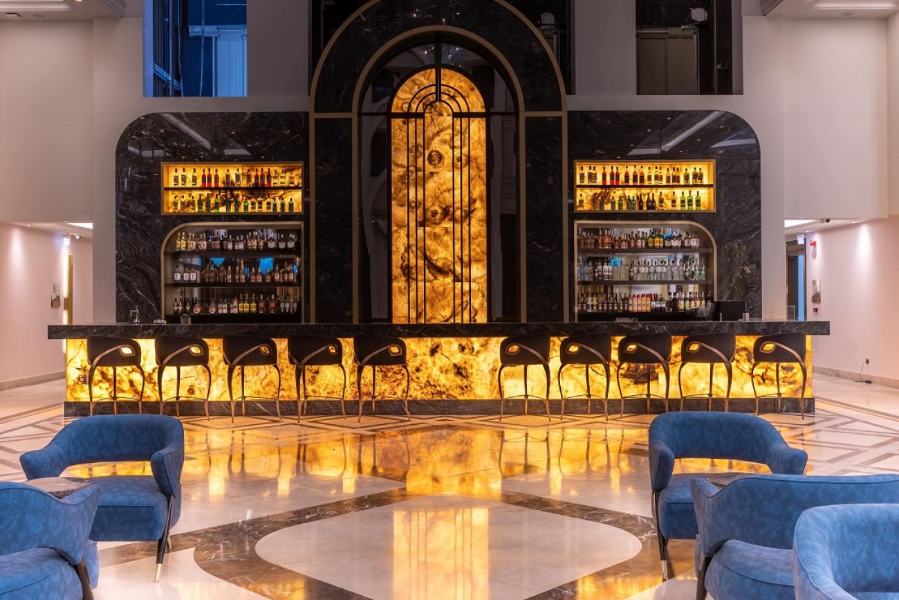 SERENITY QUEEN HOTEL 5*