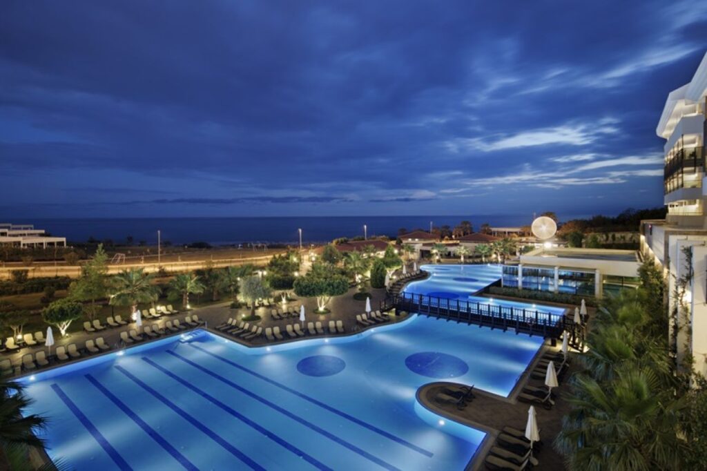 ALBA ROYAL HOTEL 5*