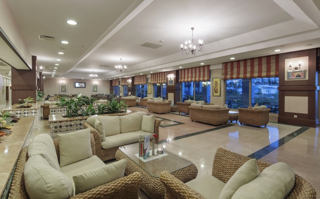 ALBA ROYAL HOTEL 5*