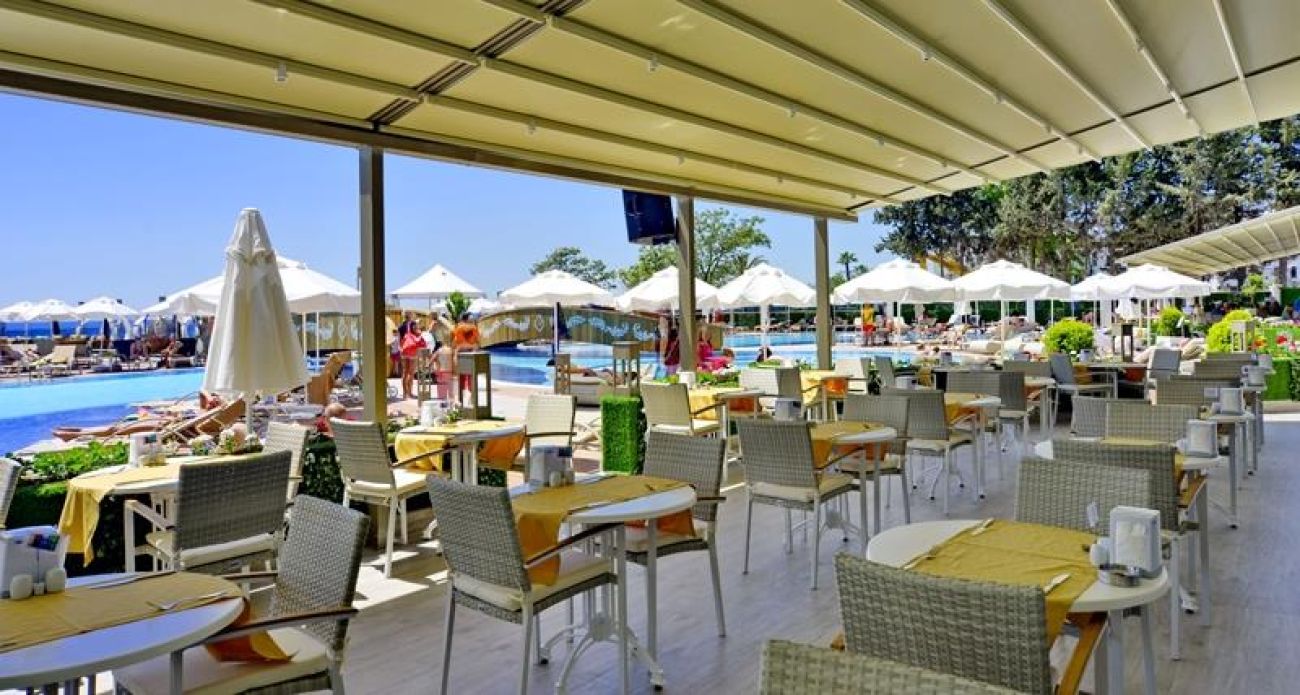 AZURA DELUXE RESORT&SPA 5*