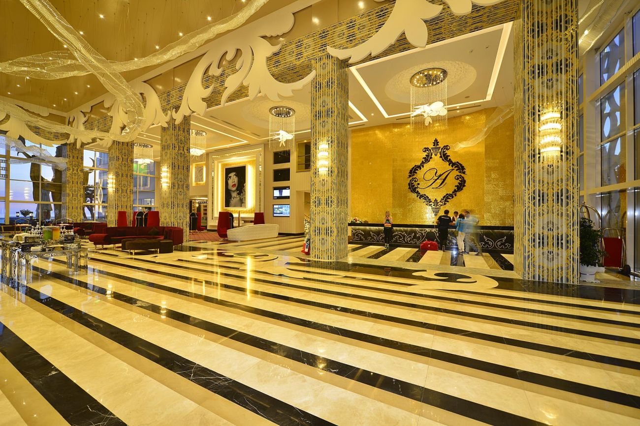 AZURA DELUXE RESORT&SPA 5*