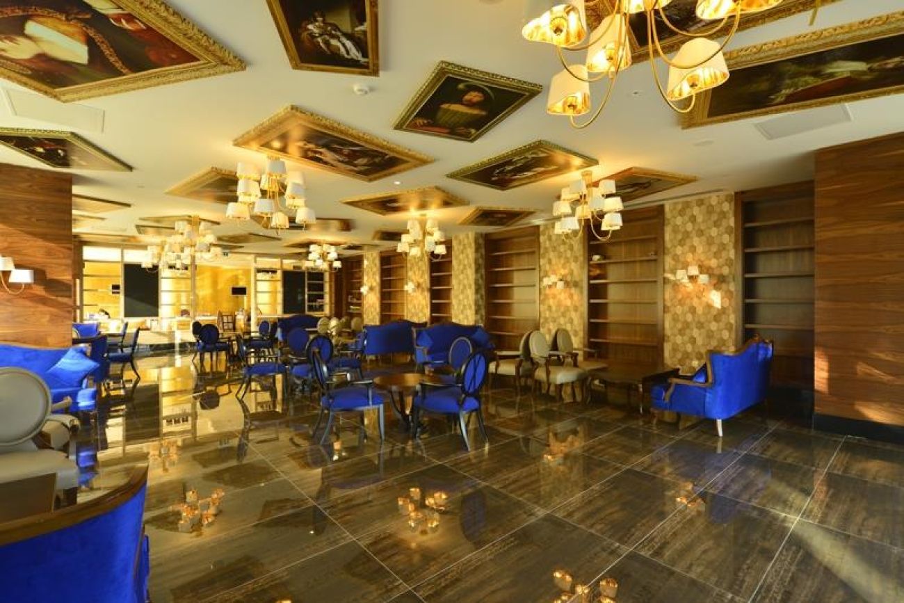 AZURA DELUXE RESORT&SPA 5*