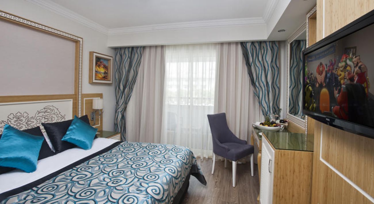 CRYSTAL WATERWORLD AQUA COLLECTION 5*