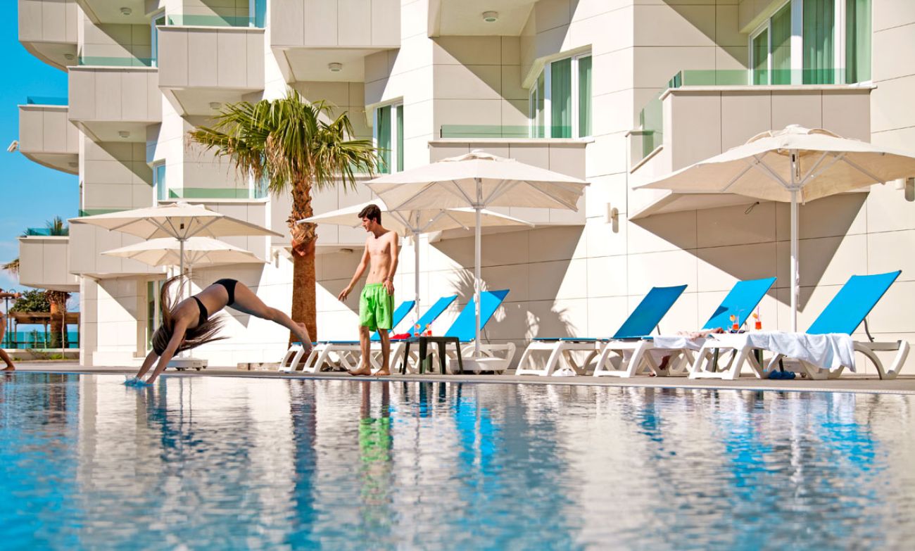 DRAGUT POINT SOUTH 4*