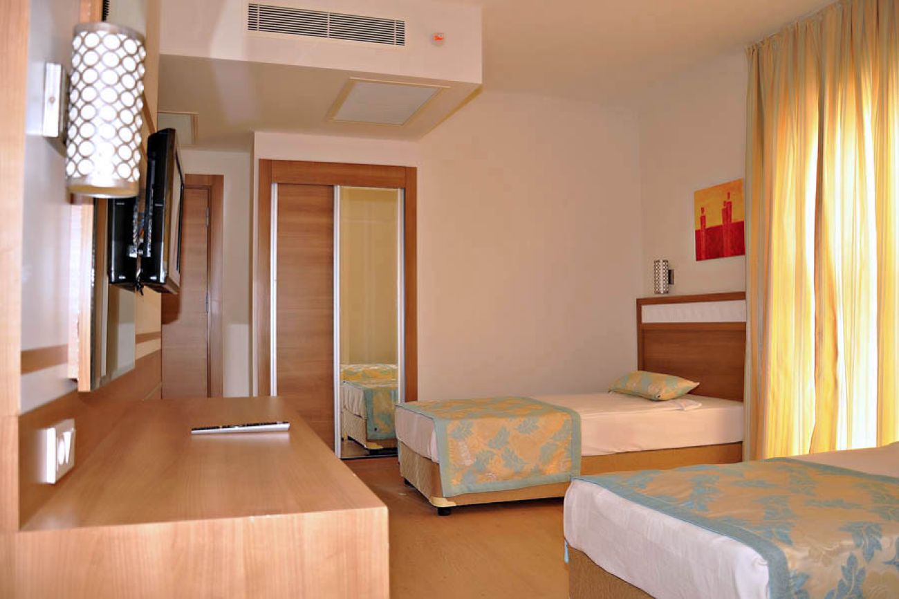 MERVE SUN HOTEL 4*