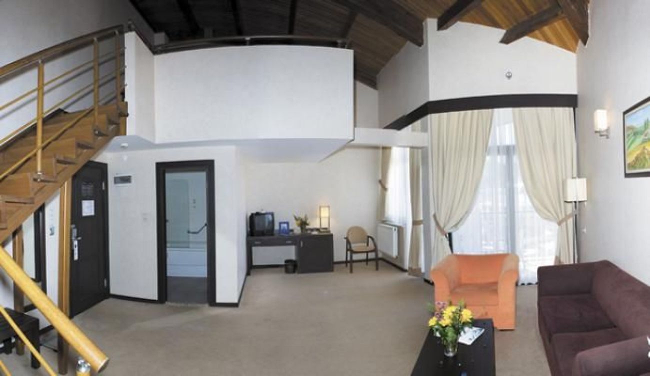 PIRIL HOTEL 4*