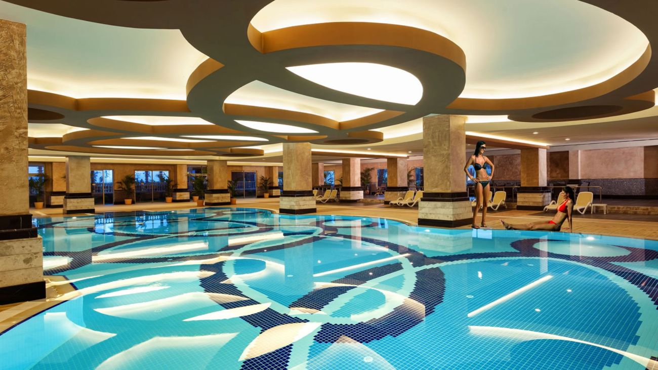 ROYAL ALHAMBRA PALACE HOTEL 5*