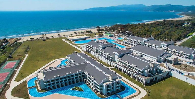 Screenshot 2026-04-16 at 16-43-25 KORUMAR EPHESUS BEACH RESORT - Почивки Лято 2026 в КУШАДАСЪ Турция - 7 нощувки автобусна програма