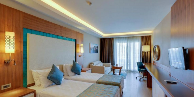 Screenshot 2026-04-16 at 17-49-43 RAMADA HOTEL & SUITES BY WYNDHAM KUSADASI - Почивки Лято 2026 в КУШАДАСЪ Турция - 7 нощувки автобусна програма