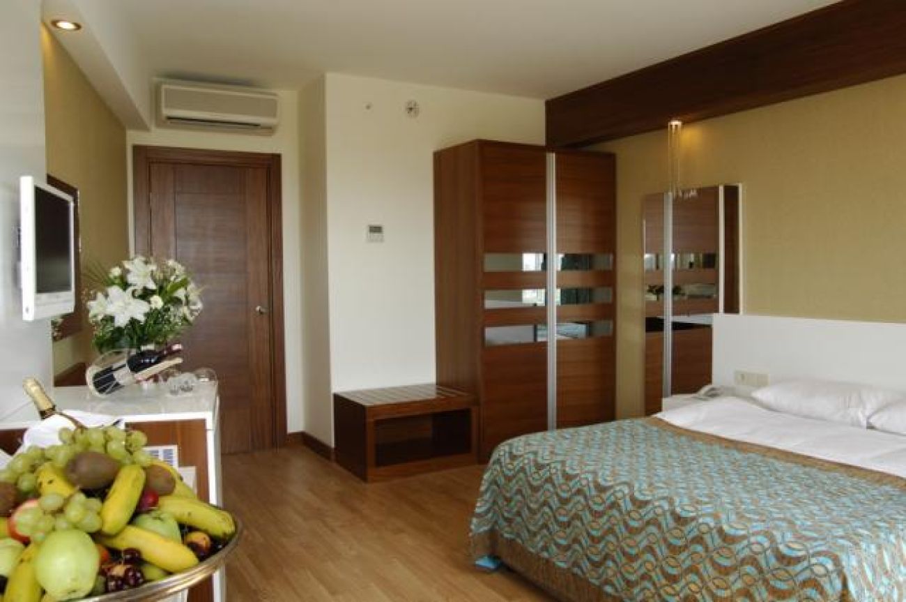 SEADEN SEA WORLD RESORT AND SPA 5*