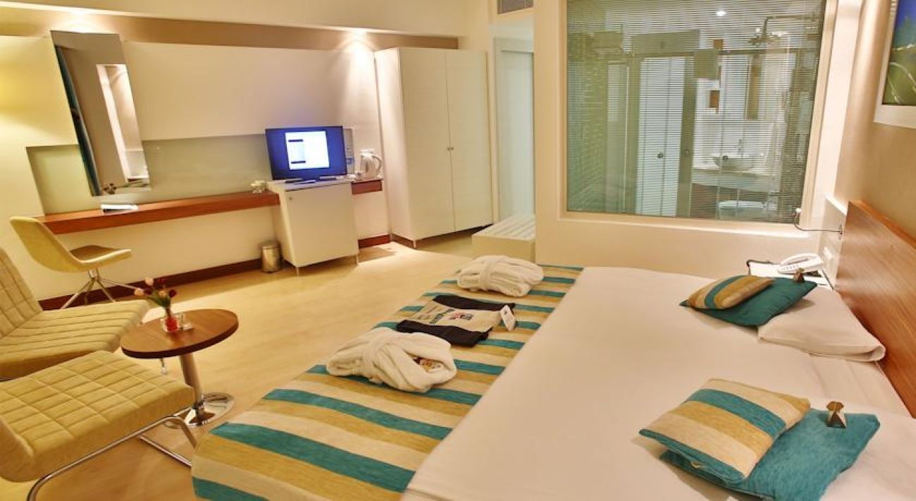 SUNIS EVREN BEACH RESORT HOTEL AND SPA 5*