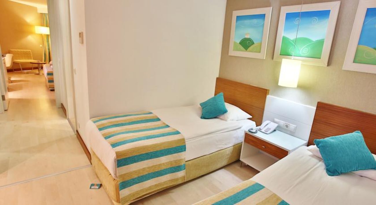 SUNIS EVREN BEACH RESORT HOTEL AND SPA 5*