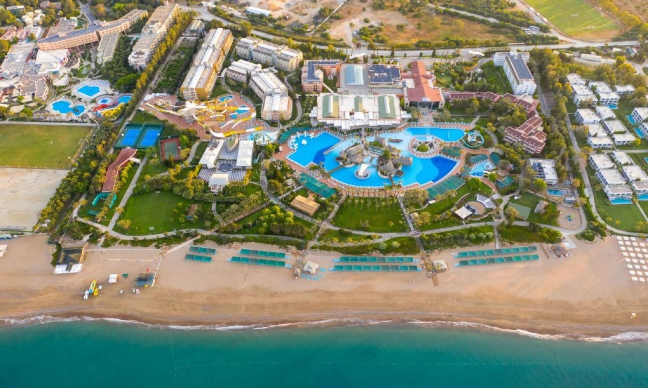 AQI PEGASOS WORLD 4*