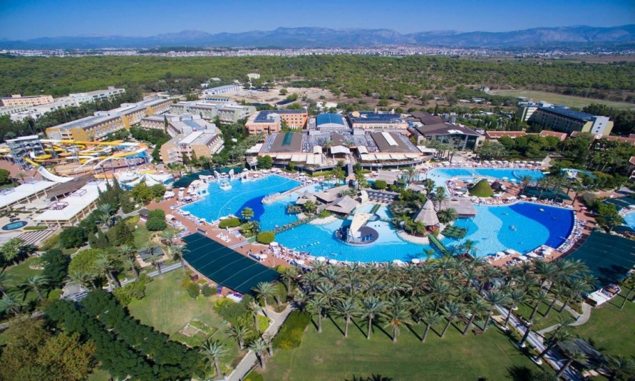 AQI PEGASOS WORLD 4*