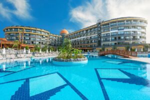ARNOR DELUXE HOTEL&SPA 5*