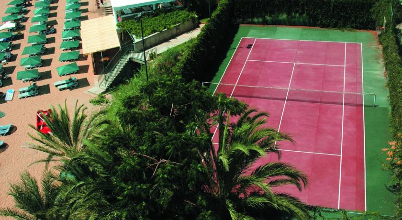 ASKA JUST IN BEACH HOTEL 5*