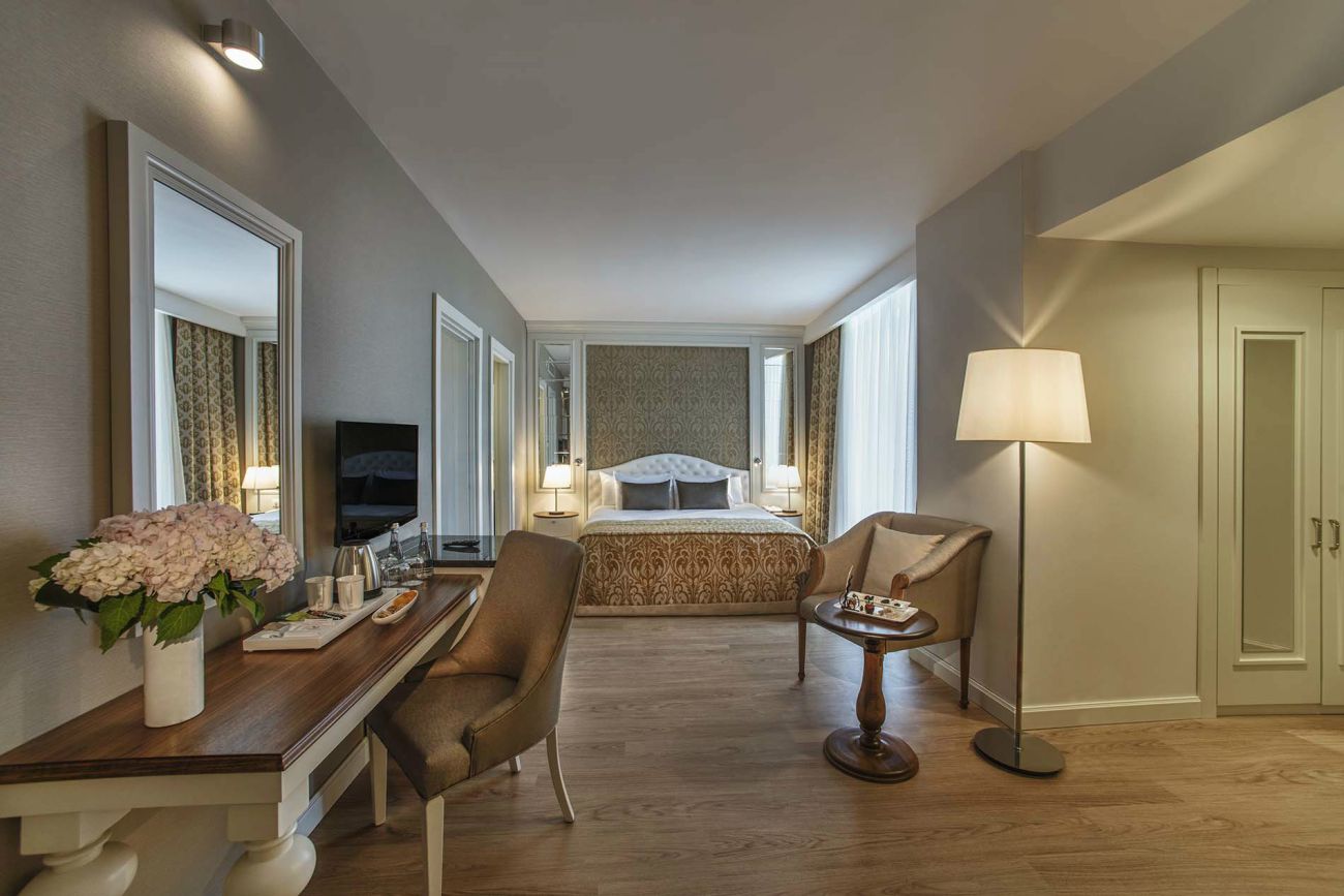 ASKA LARA RESORT & SPA 5*