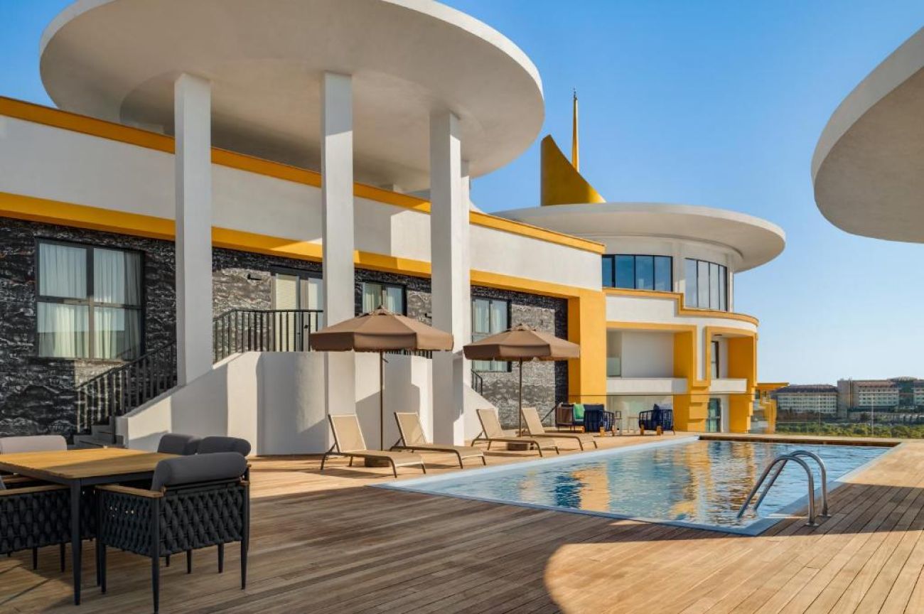 AZURA WORLD HOTEL 5*