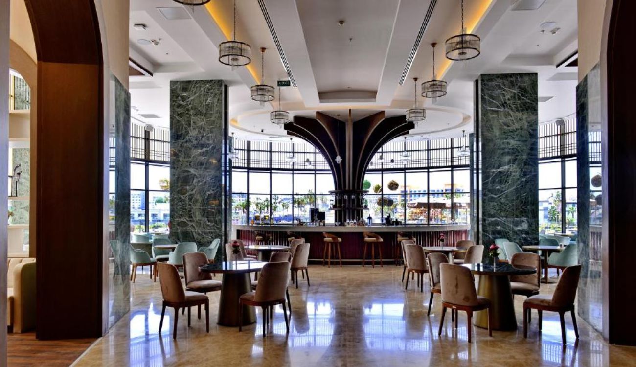 AZURA WORLD HOTEL 5*