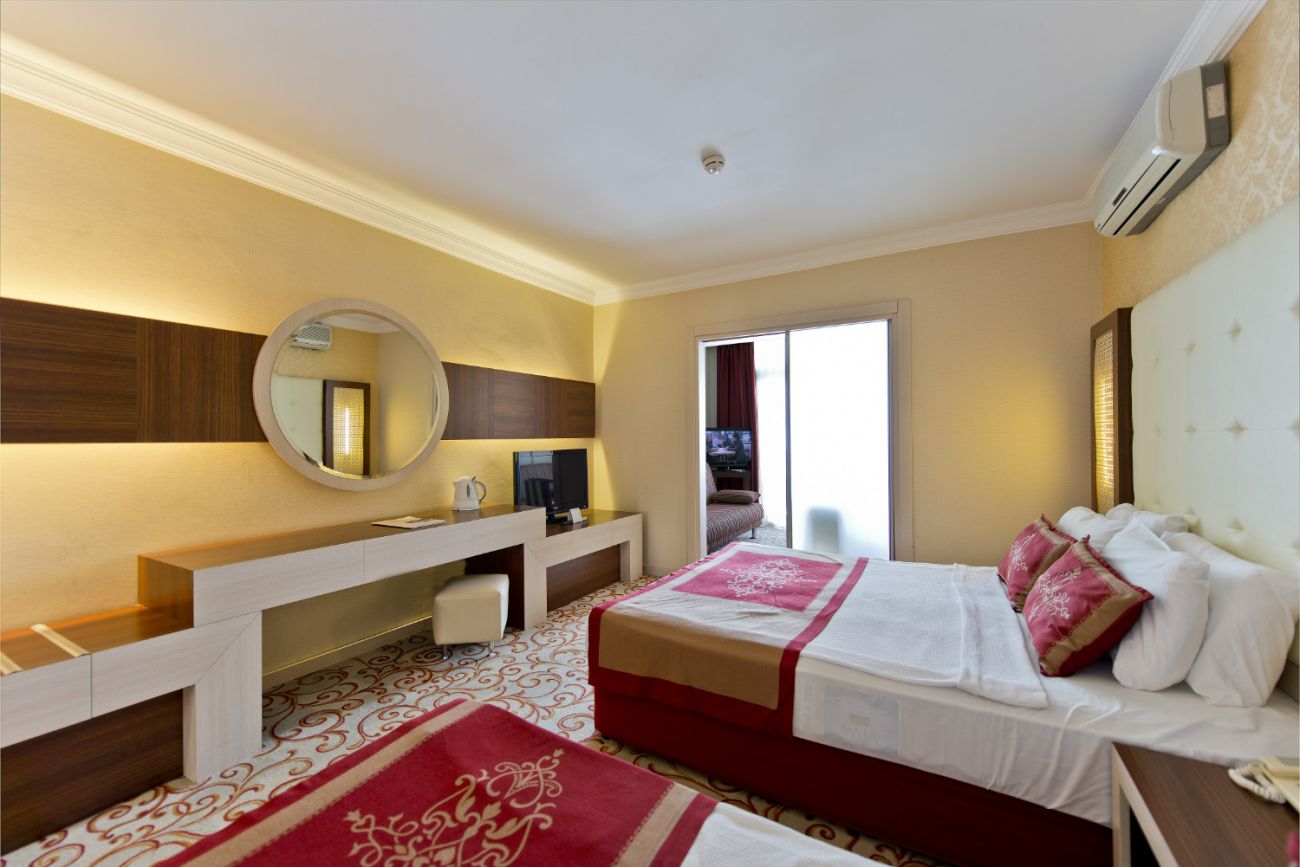 DOGANAY BEACH CLUB HOTEL 5*