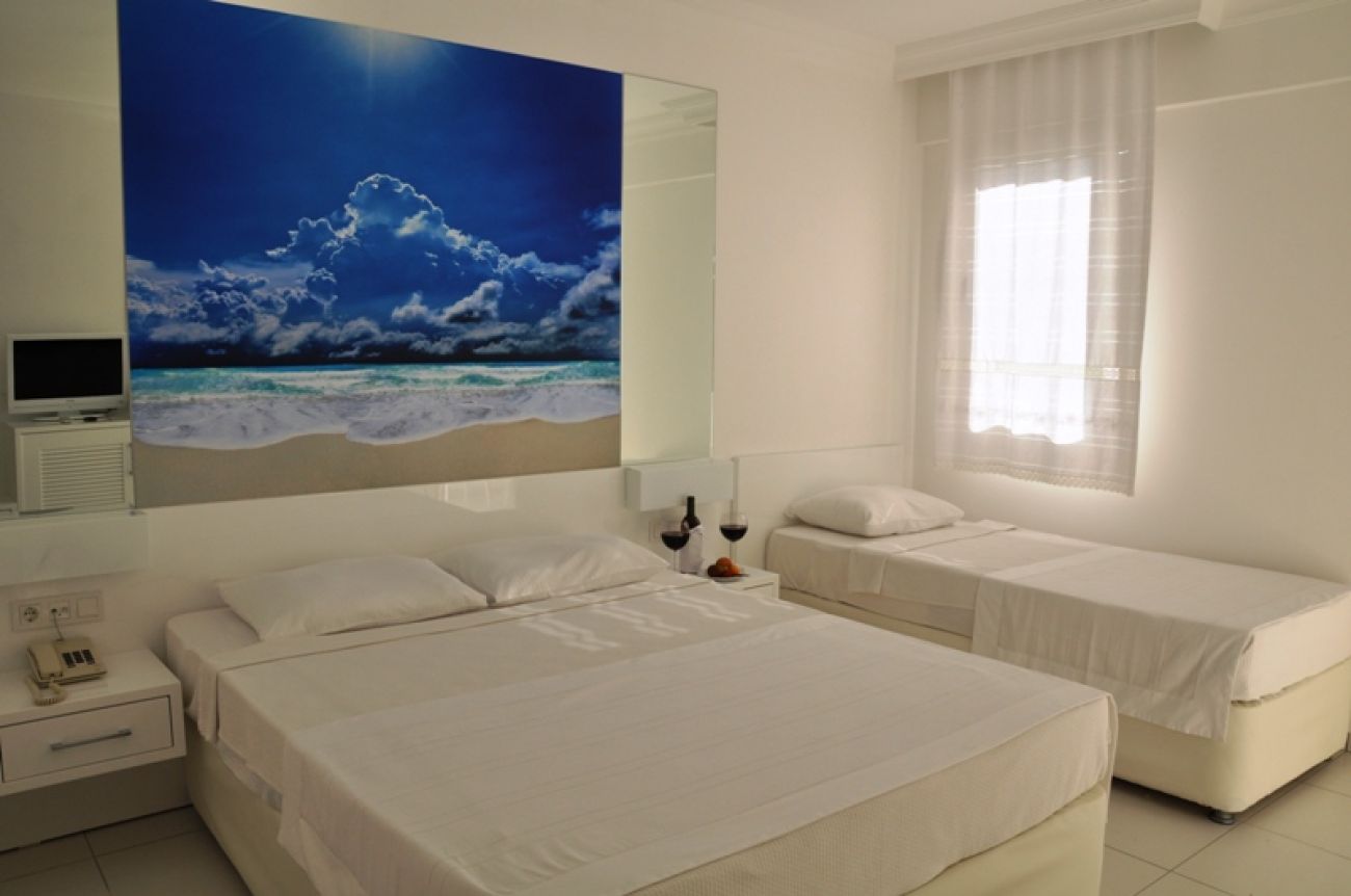 BENDIS BEACH 4*