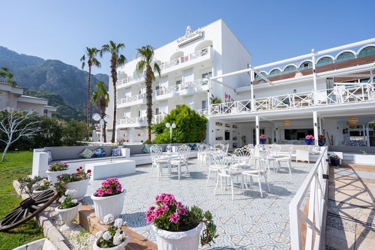 CASA & BLANCA BEACH HOTEL Adult only12+ 4*