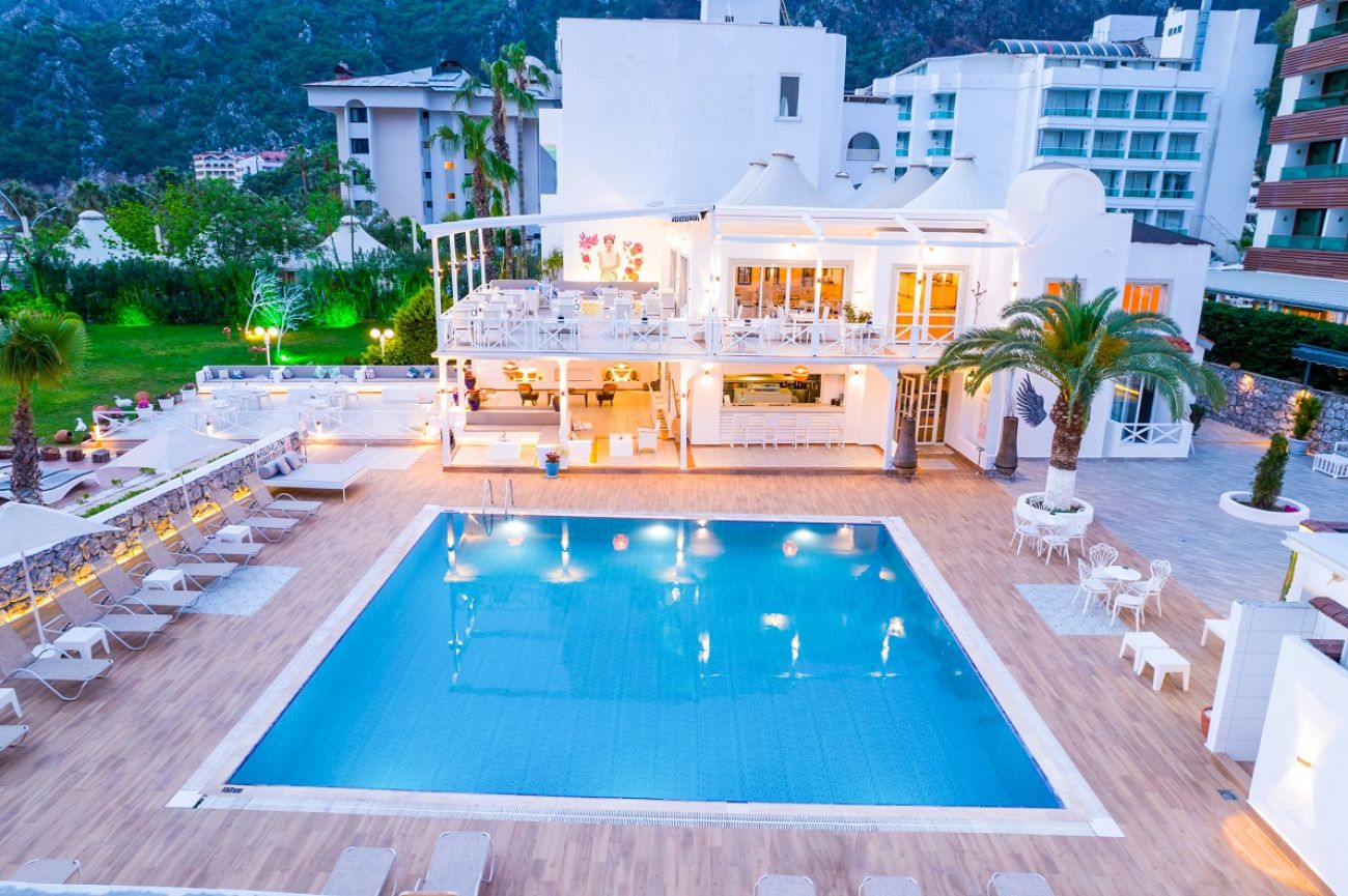 CASA & BLANCA BEACH HOTEL Adult only12+ 4*