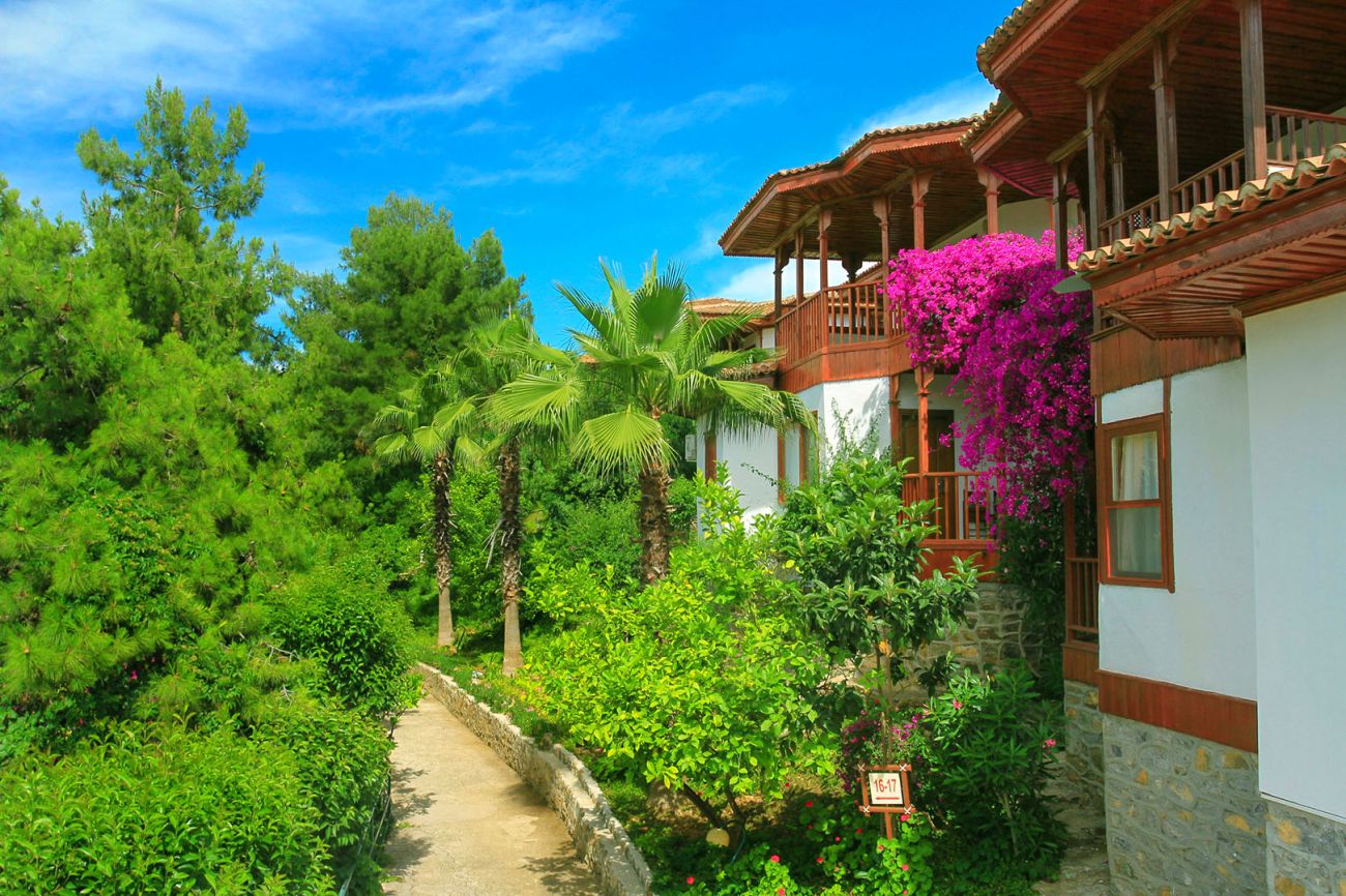 CLUB HOTEL LETOONIA 5*