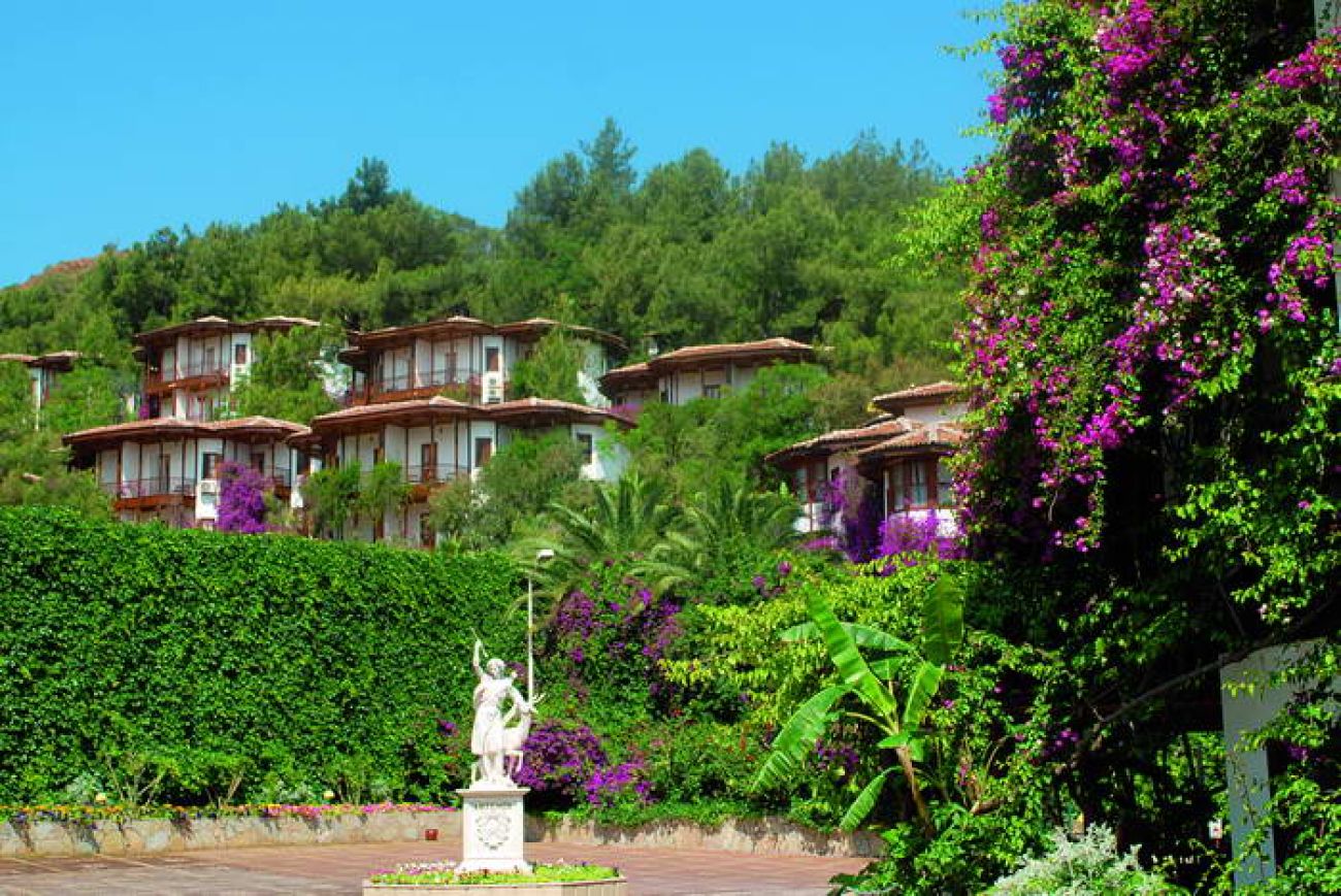 CLUB HOTEL LETOONIA 5*