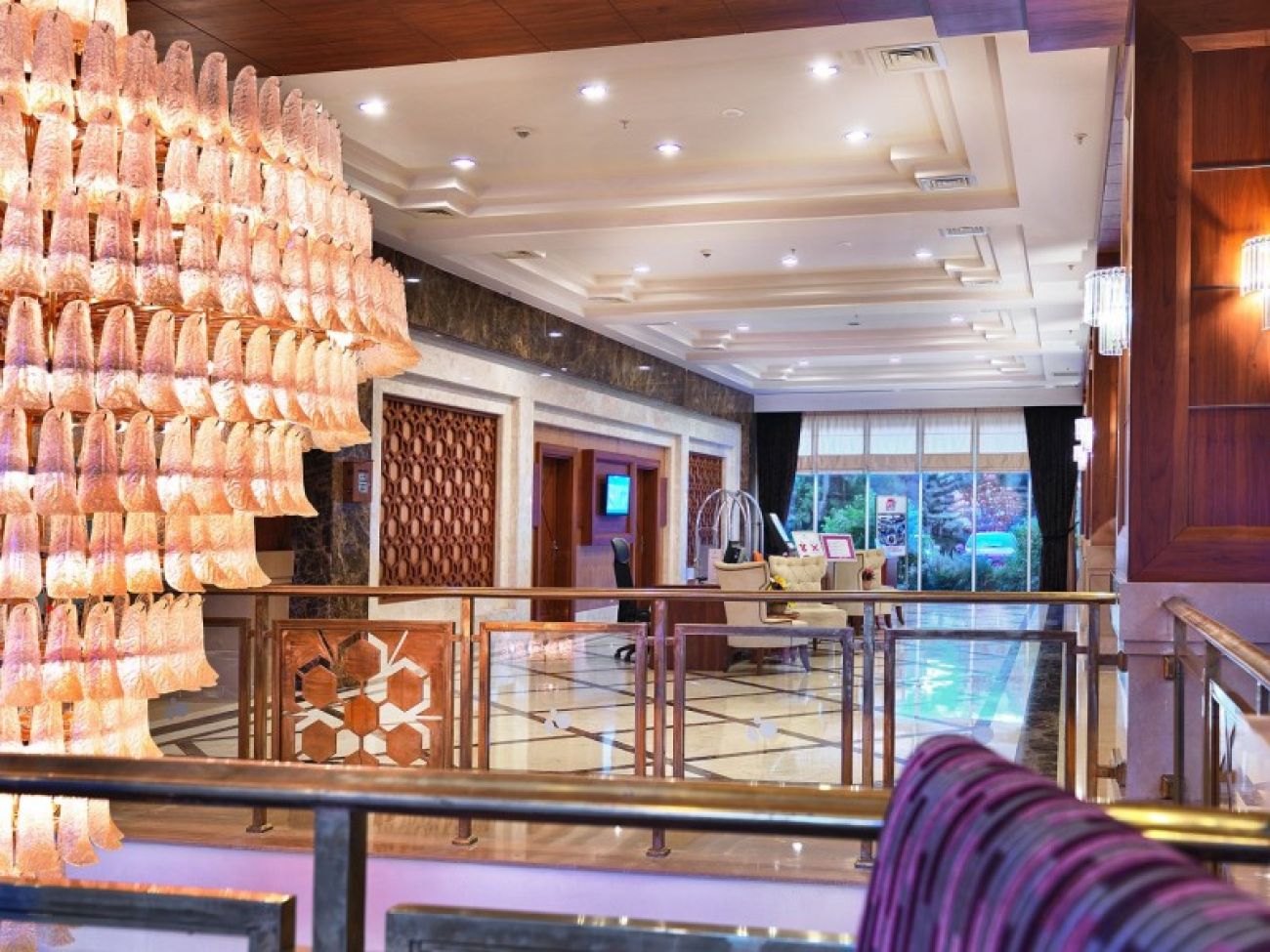 CRYSTAL DE LUXE COMFORT COLLECTION 5*