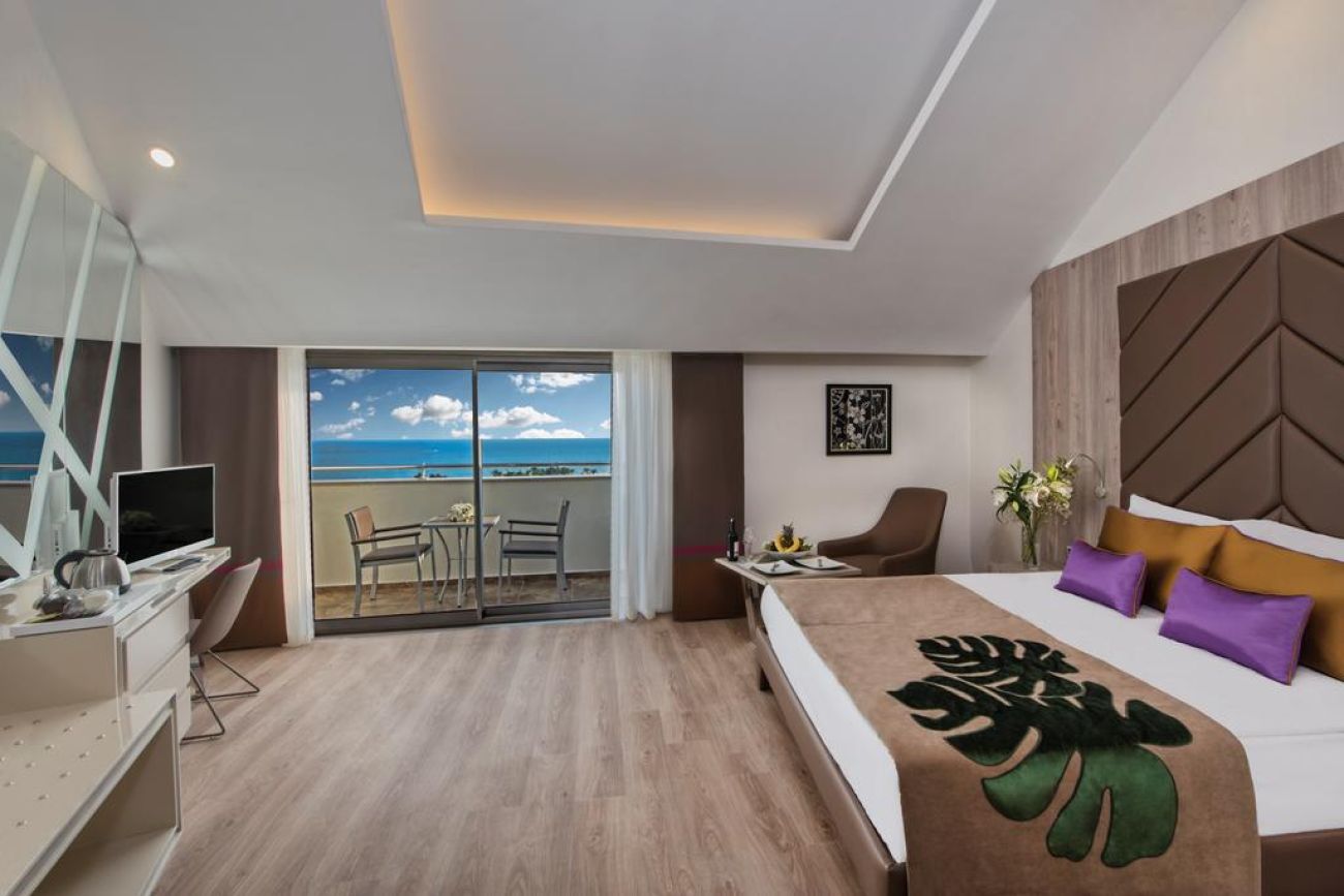 DELPHIN BE GRAND RESORT 5*