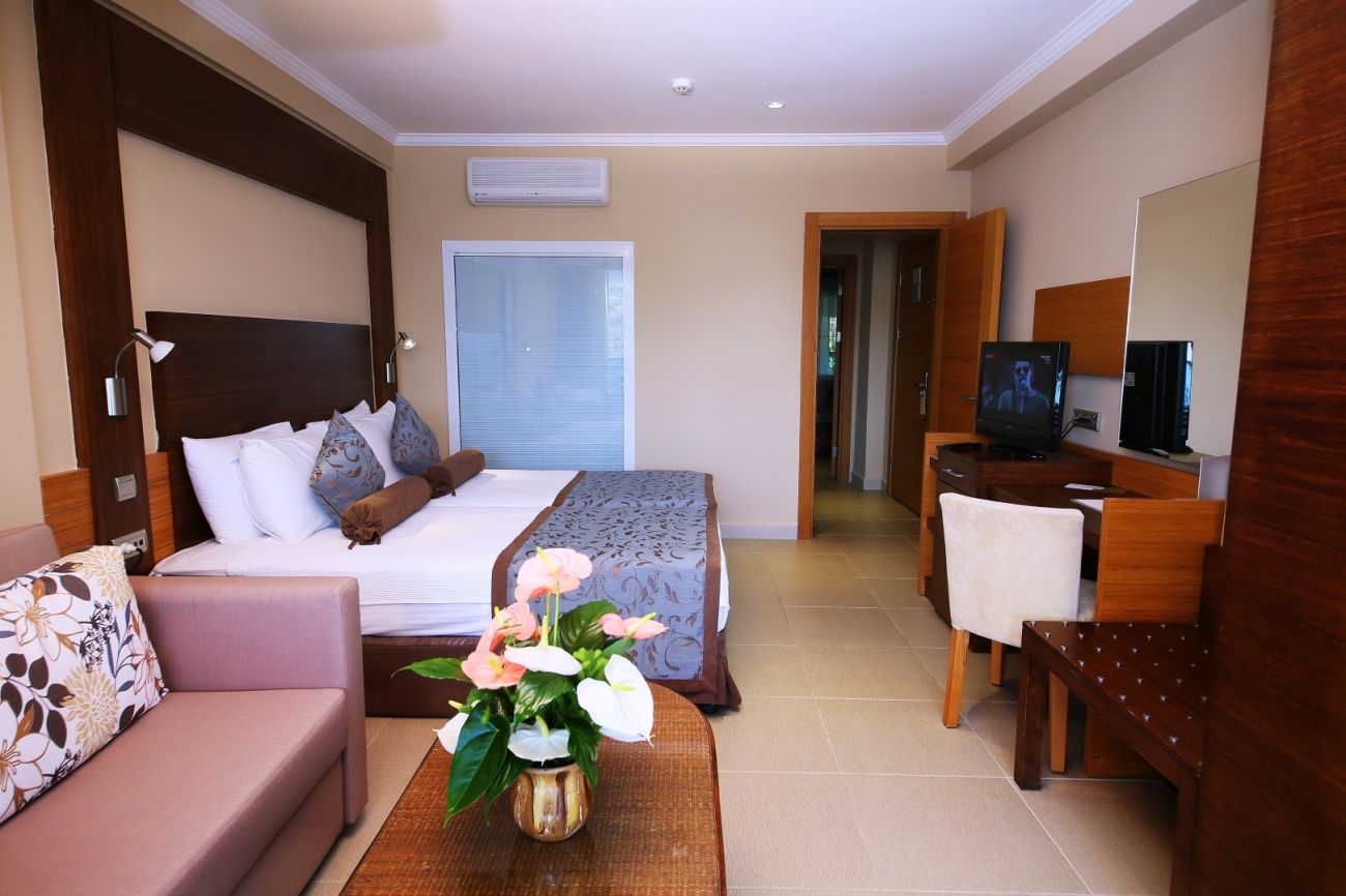 DELTA BEACH BY MARRIOTT 5*