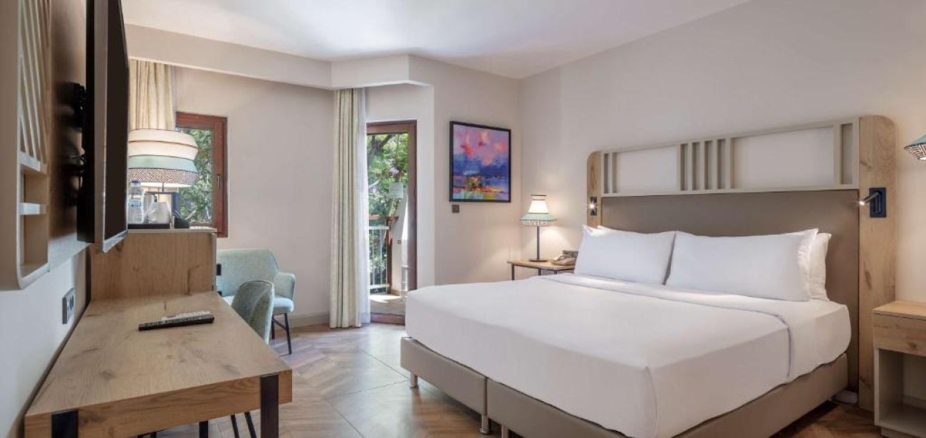 DoubleTree by Hilton Bodrum Isil Club Resort 5*