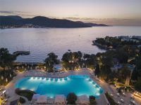 DoubleTree by Hilton Bodrum Isil Club Resort 5*