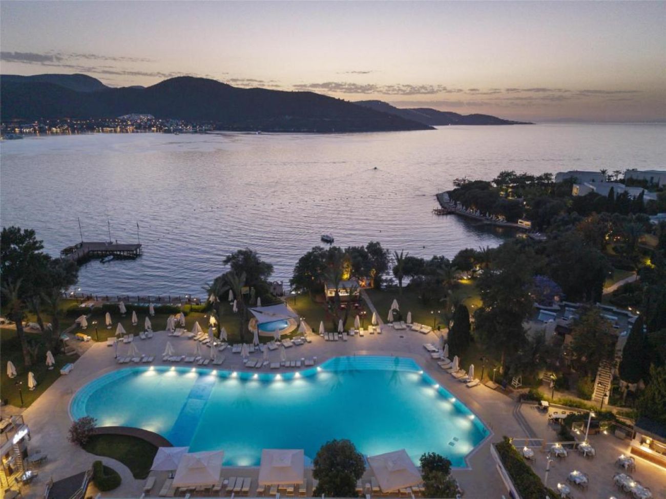DoubleTree by Hilton Bodrum Isil Club Resort 5*