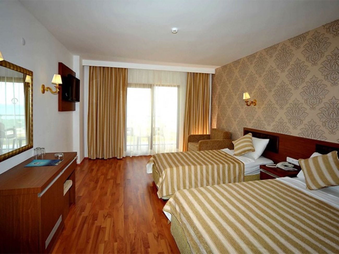 EFTALIA AQUA RESORT 5*