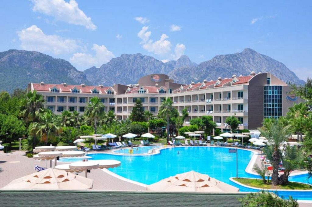 FAME RESIDENCE GOYNUK 4*