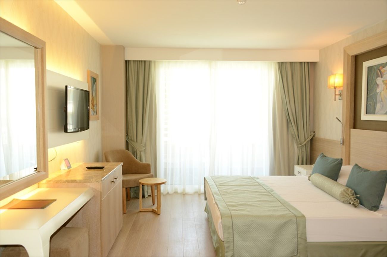 FAME RESIDENCE GOYNUK 4*