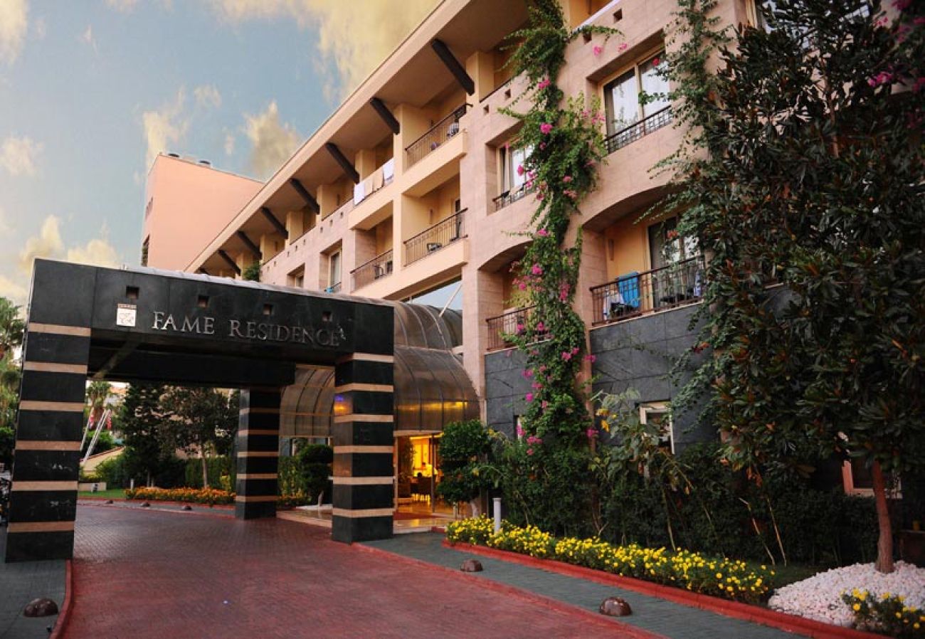 FAME RESIDENCE KEMER & SPA 5*