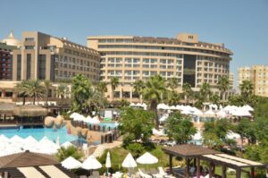 FAME RESIDENCE LARA & SPA 5*