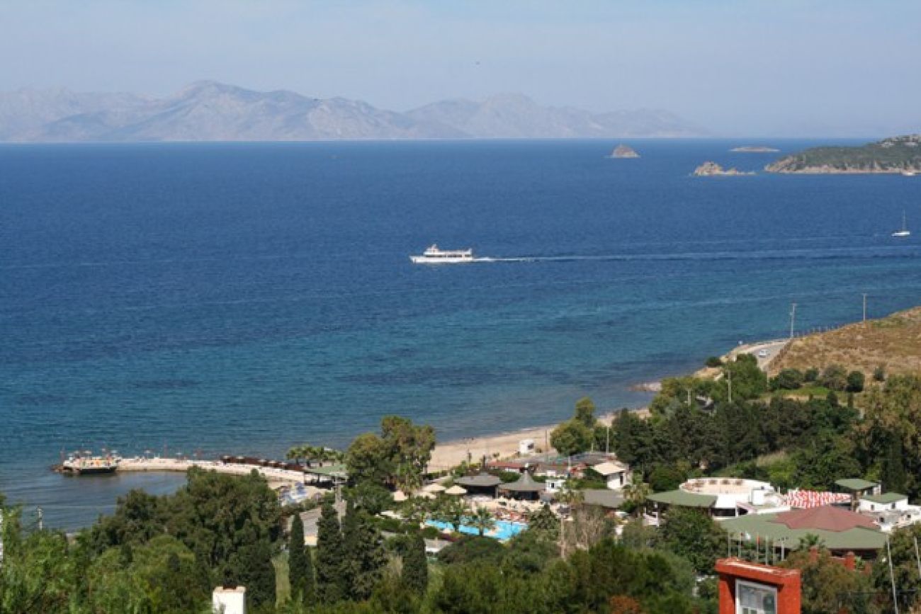 GOLDEN BEACH 4*