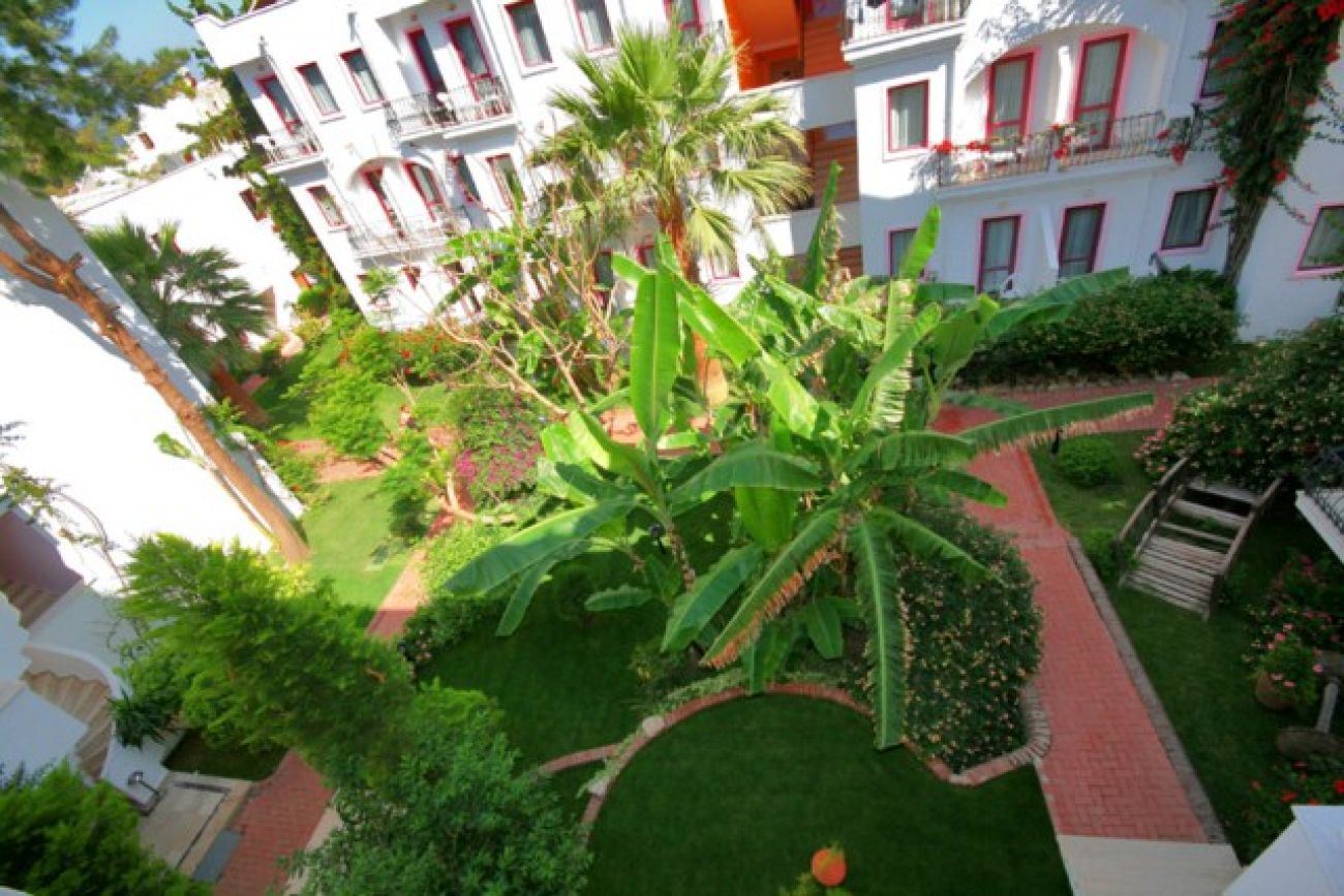 GOLDEN BEACH 4*