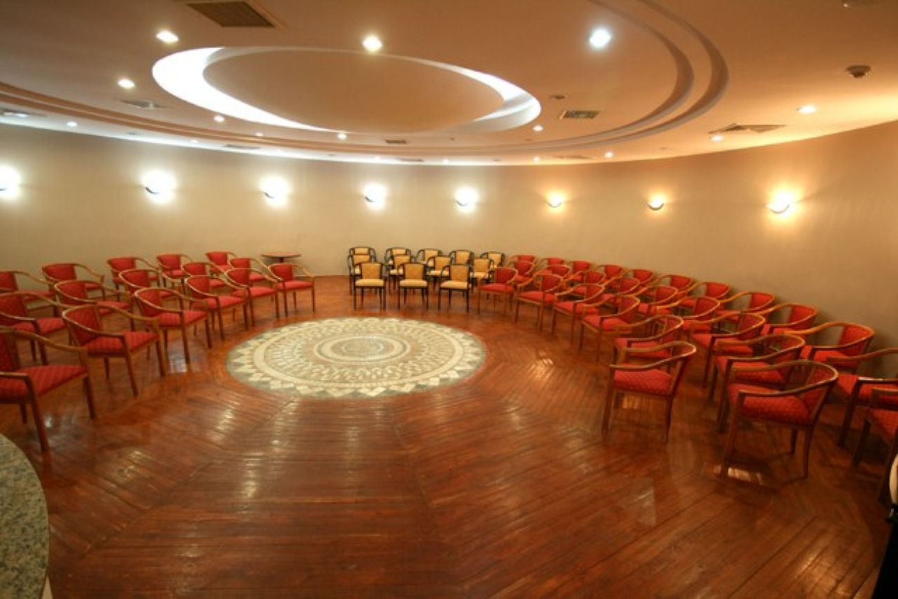 GOLDEN BEACH 4*
