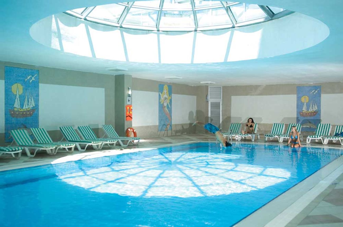 HOLIDAY GARDEN RESORT 5*