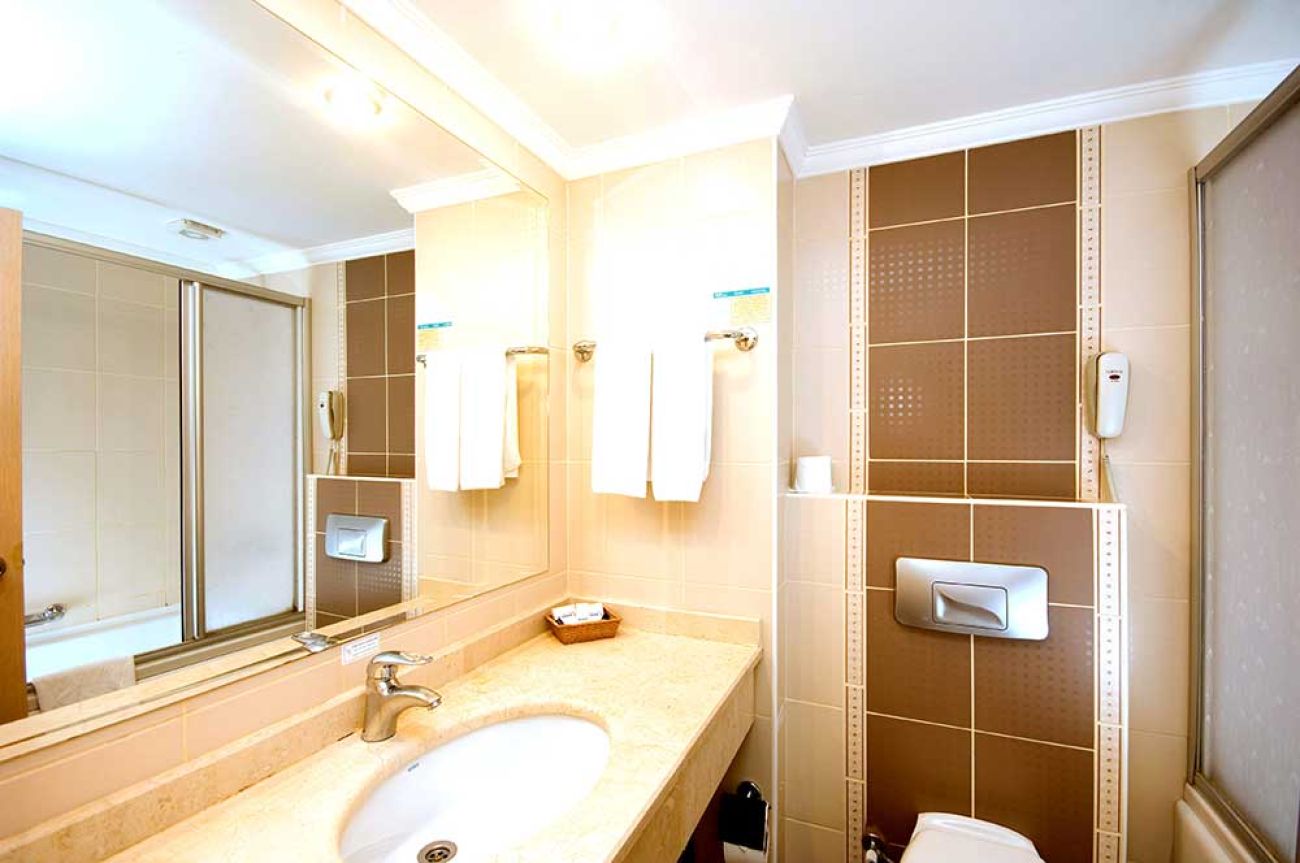 HOLIDAY GARDEN RESORT 5*