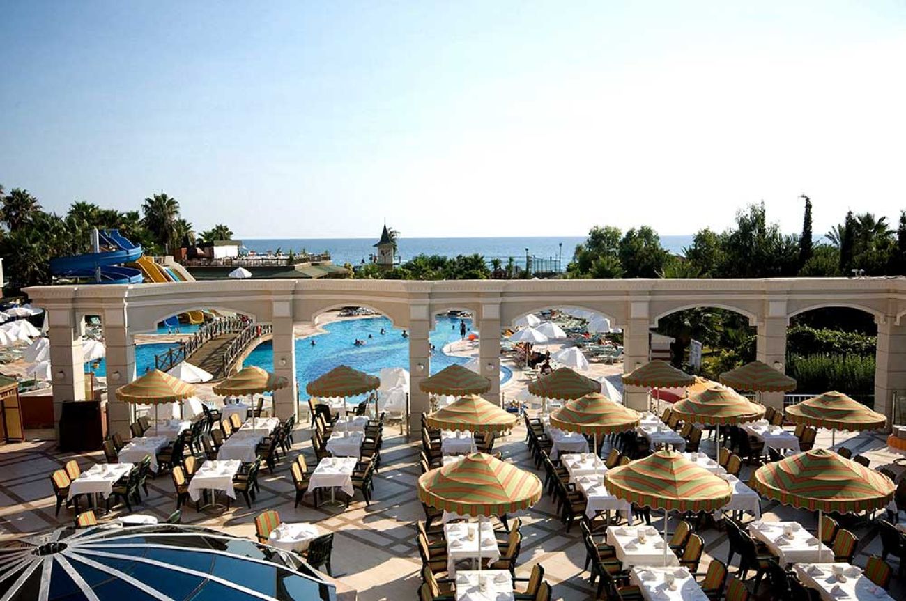 HOLIDAY GARDEN RESORT 5*